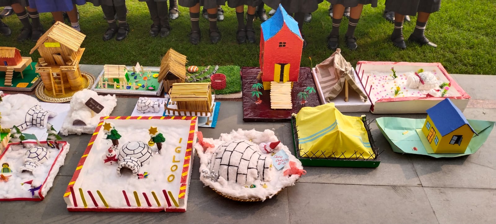 Model of the unusual houses